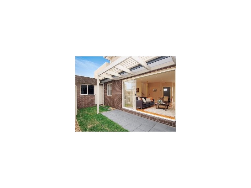 2/55 Paxton Street, South Kingsville VIC 3015