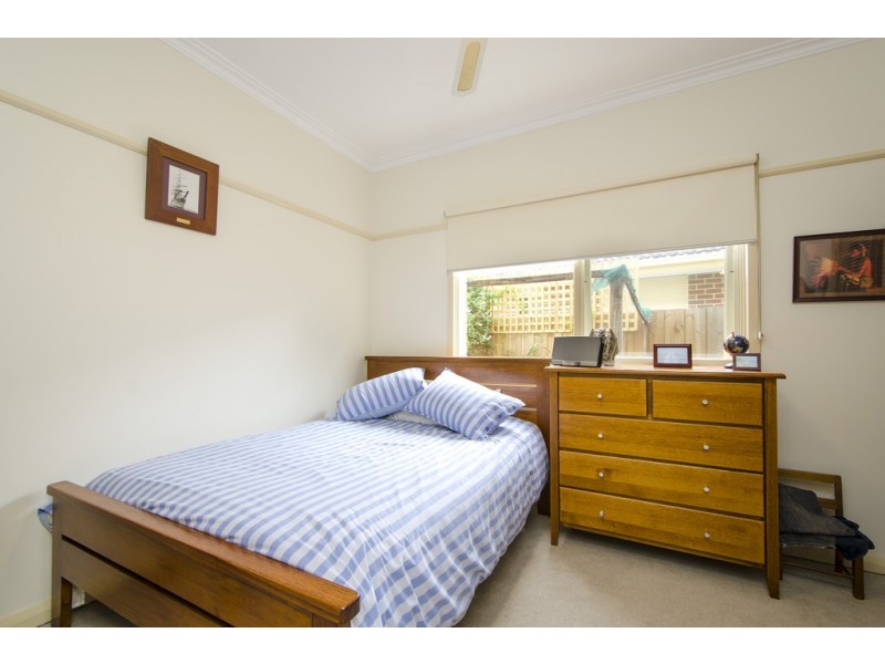 18 Maidstone Street, Altona VIC 3018