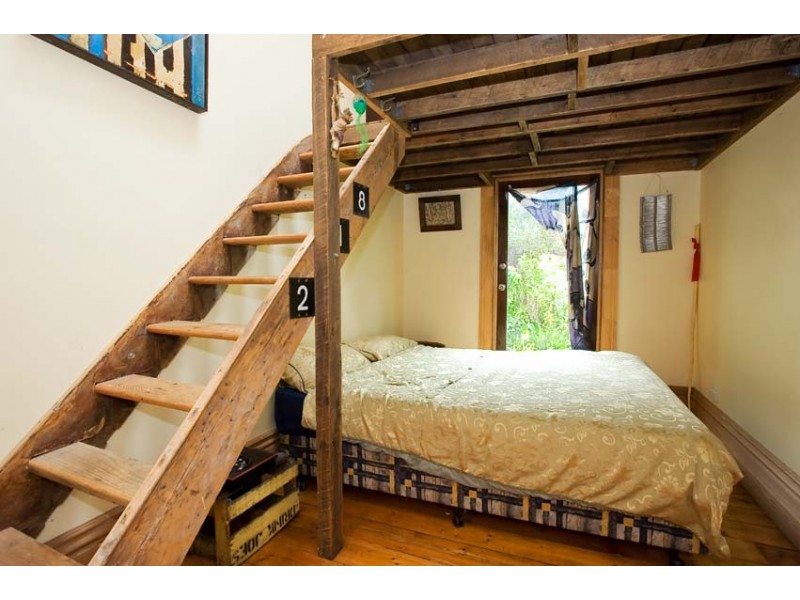 1 Peel Street, Newport VIC 3015