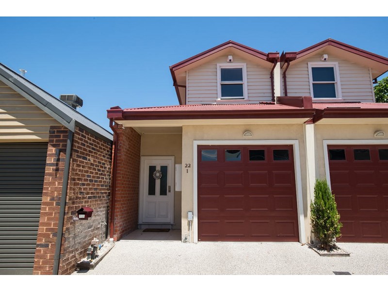 1/22 Emma Street, Seddon VIC 3011