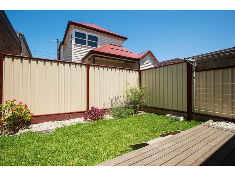 1/22 Emma Street, Seddon VIC 3011