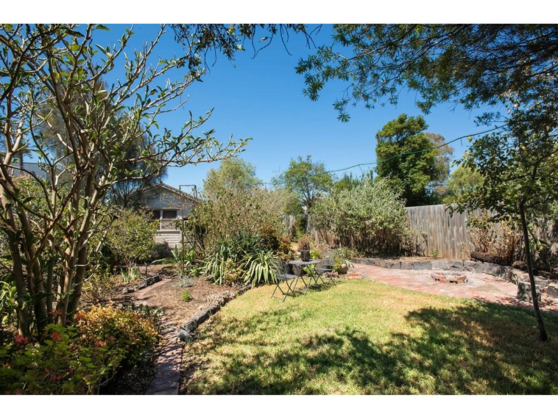 1 Peel Street, Newport VIC 3015