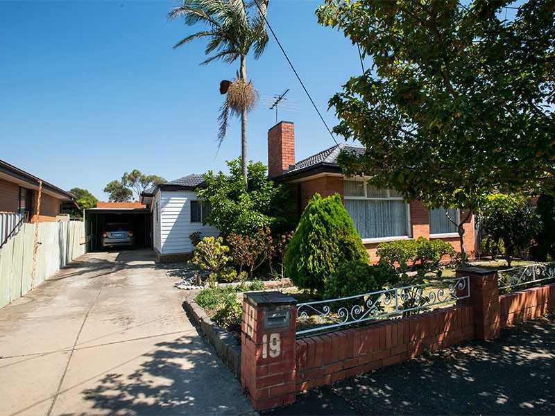 19 Maddock Street, Footscray VIC 3011