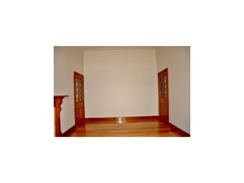 80 North Road, Newport VIC 3015