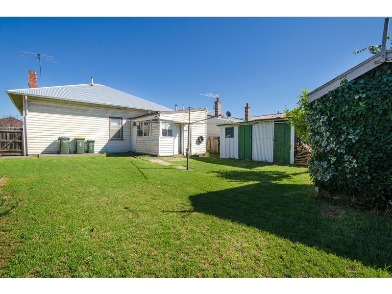 8 Grindlay Street, Newport VIC 3015