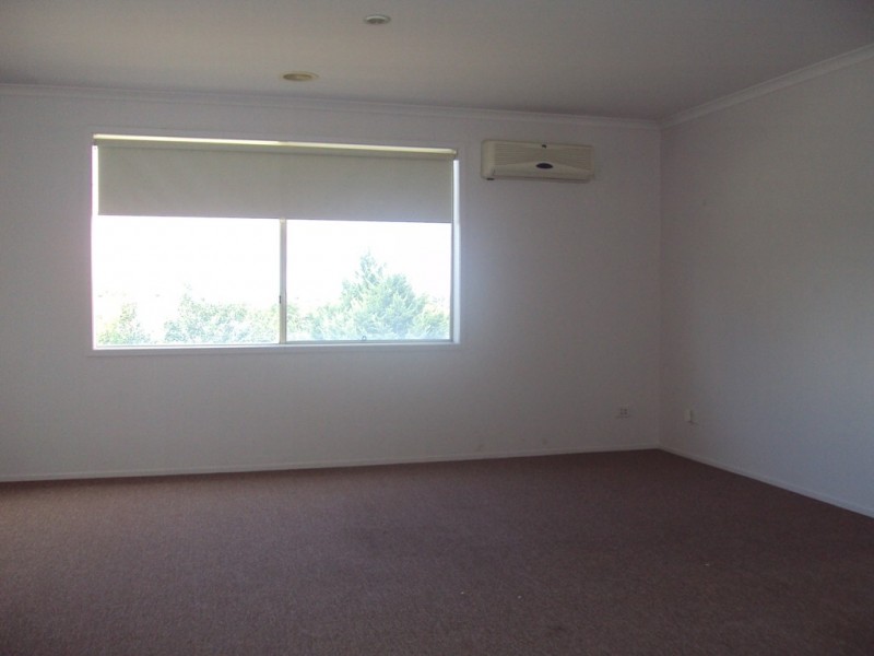 21 Chifley Circuit, Burnside Heights VIC 3023