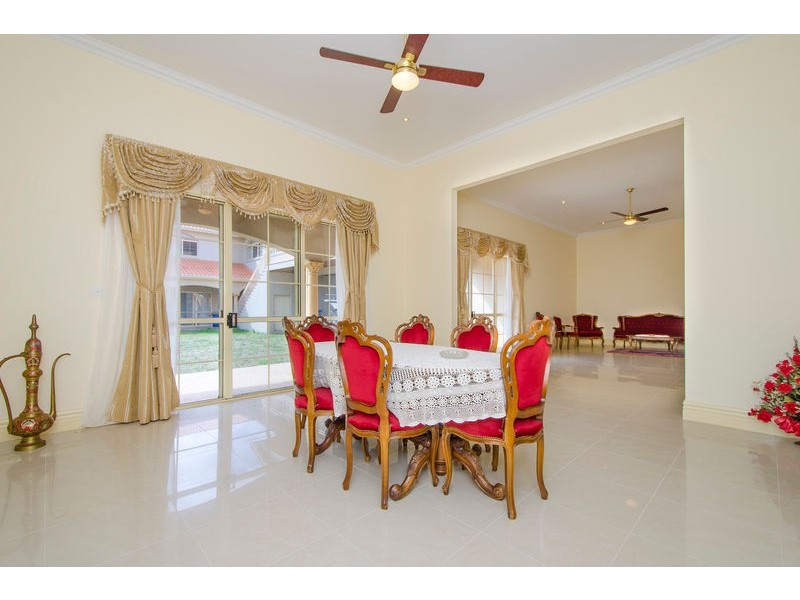 170 Vineyard Road, Sunbury VIC 3429