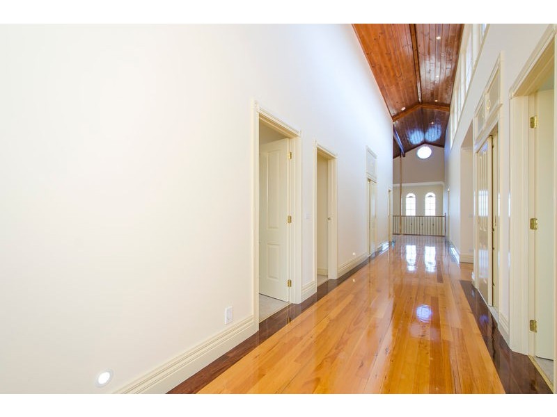 170 Vineyard Road, Sunbury VIC 3429