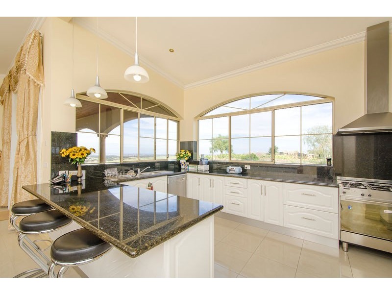 170 Vineyard Road, Sunbury VIC 3429