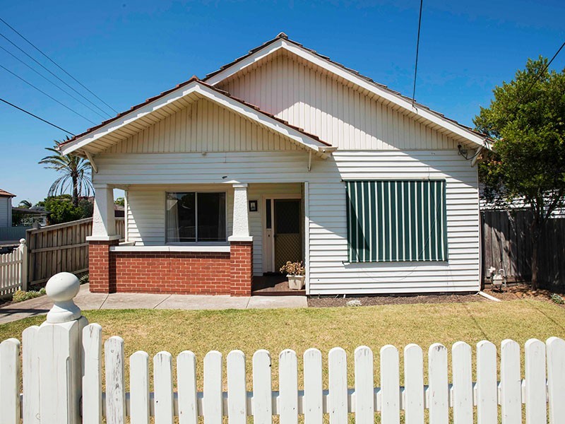 62 William, Newport VIC 3015