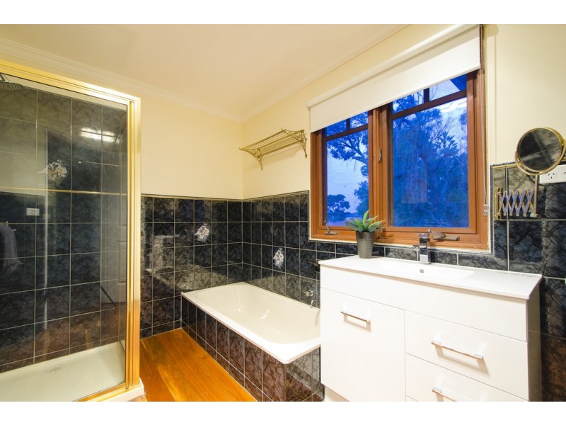 11 Berty Street, Newport VIC 3015