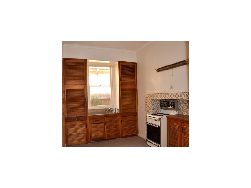 26 Pentland Parade, Seddon VIC 3011