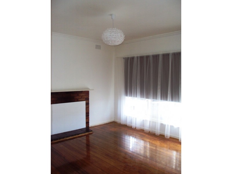 2/19 Macdonald Street, Altona North VIC 3025