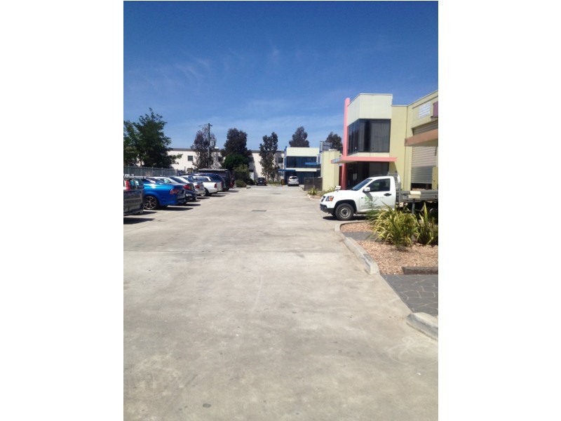 6/102-110 Northview Drive, Sunshine VIC 3020