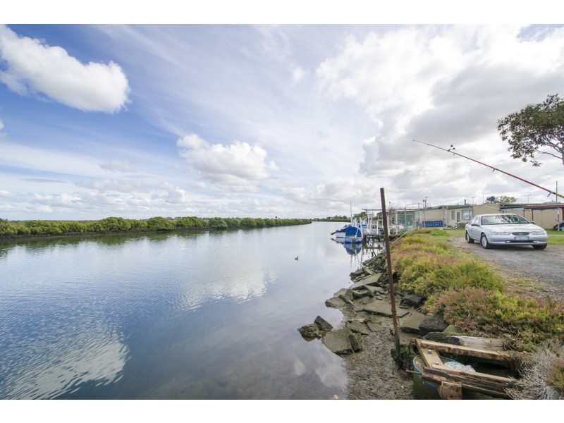 19-20 Gray Reserve Road, Williamstown VIC 3016