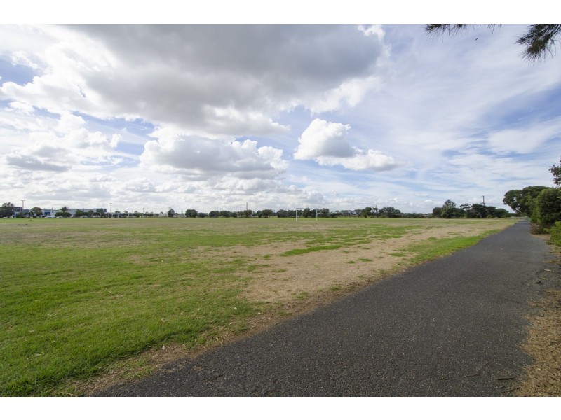 19-20 Gray Reserve Road, Williamstown VIC 3016