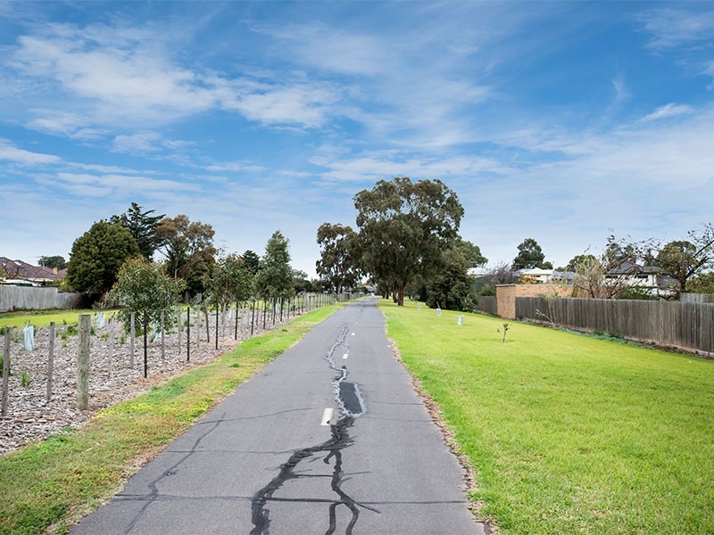 79 Cypress Avenue, Brooklyn VIC 3012