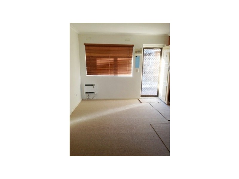 4/23 Steet Street, Footscray VIC 3011