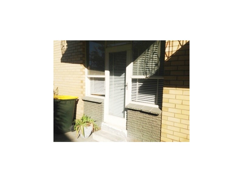 1/18 Station Road, Williamstown VIC 3016