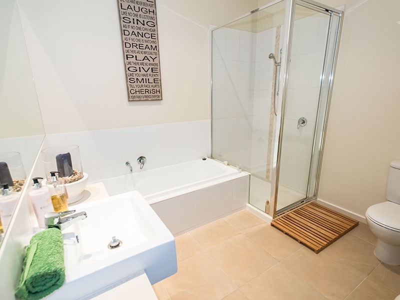 1/27 Carmen Street, Newport VIC 3015