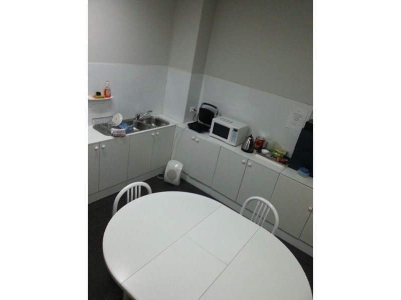 1/12 Wallace, Point Cook VIC 3030