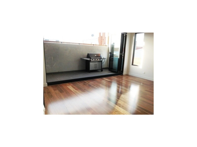 103/96 Pilgrim Street, Seddon VIC 3011