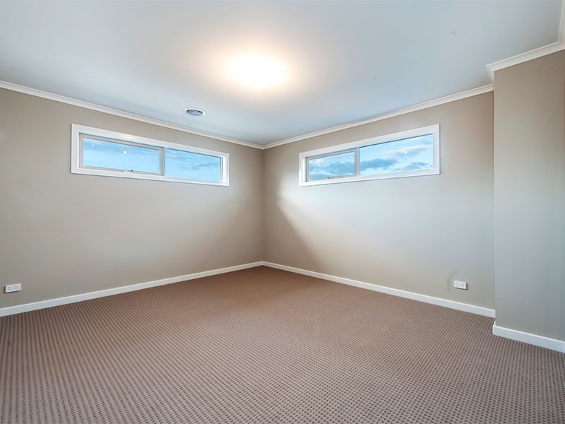 8A Mahon Avenue, Altona North VIC 3025