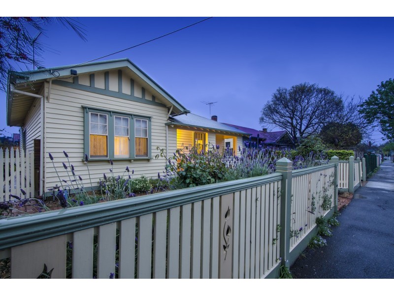 3 Brown Street, Newport VIC 3015