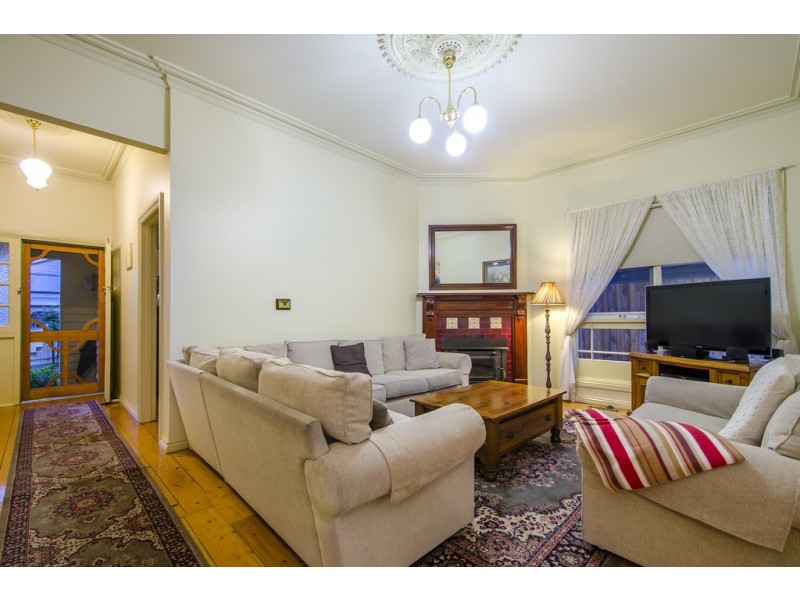 3 Brown Street, Newport VIC 3015