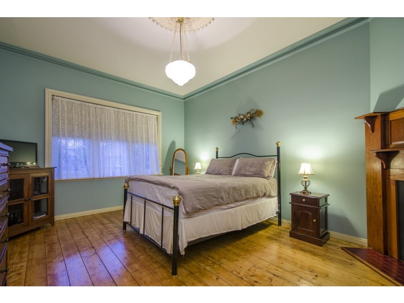 3 Brown Street, Newport VIC 3015