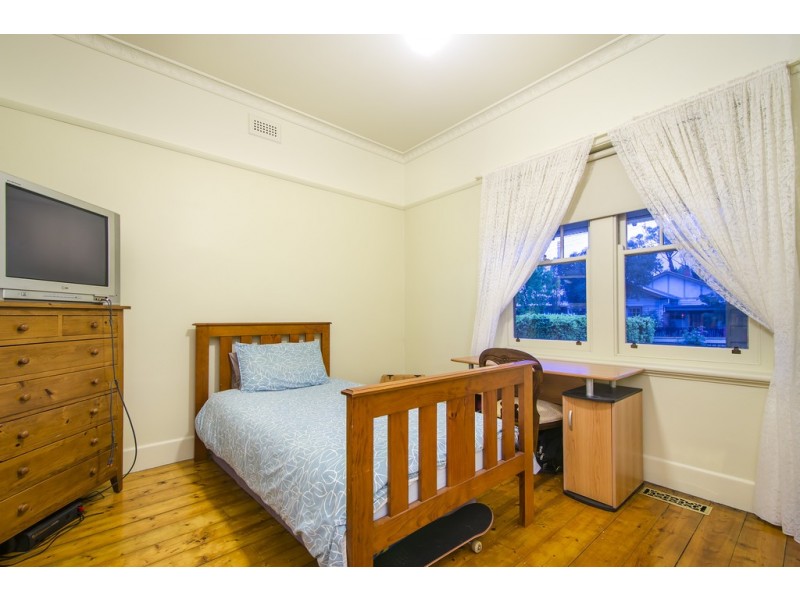 3 Brown Street, Newport VIC 3015