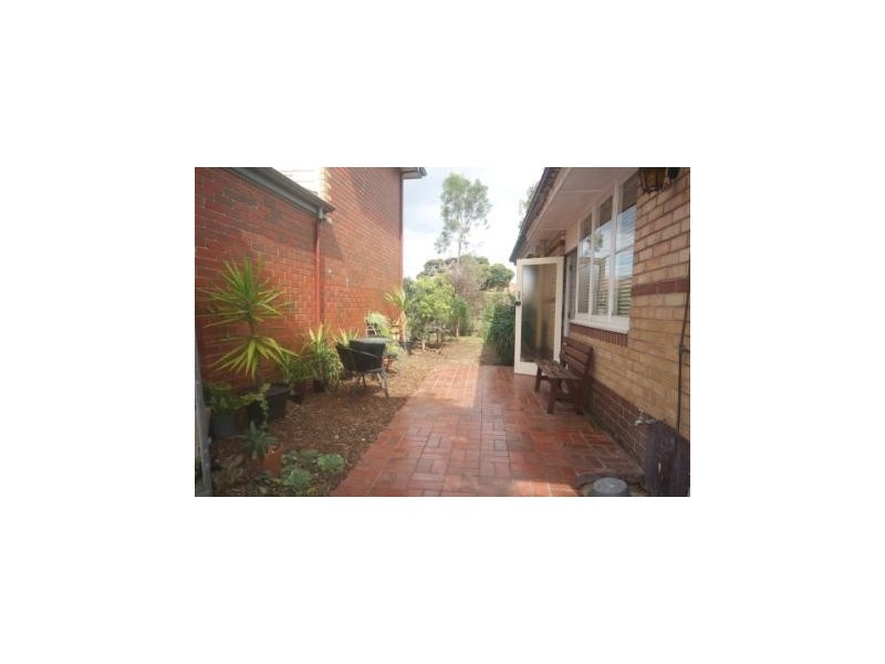 8 Jack Street, Newport VIC 3015