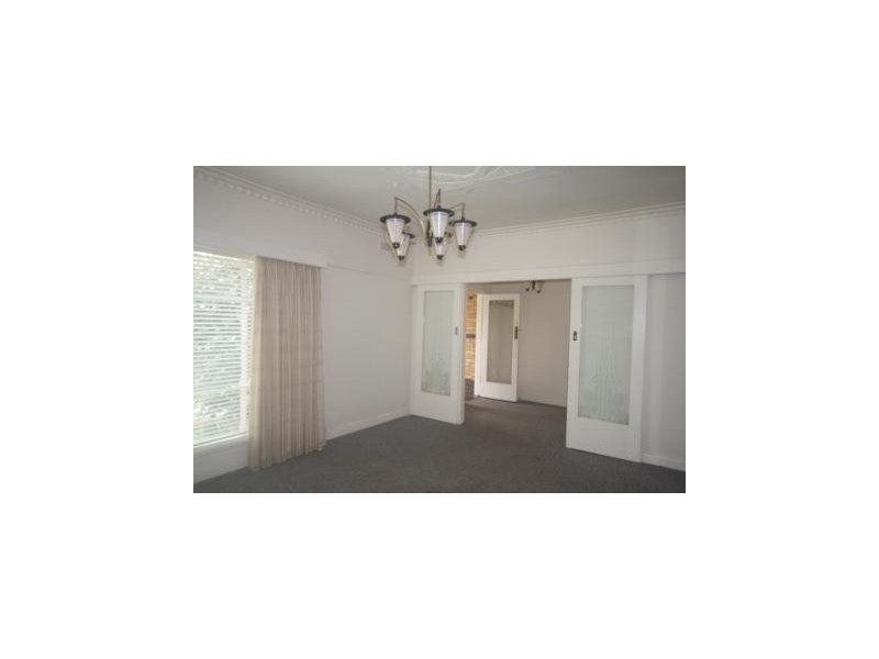 8 Jack Street, Newport VIC 3015