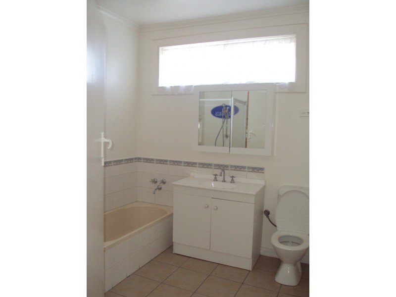 1/37 Mirls Street, Newport VIC 3015