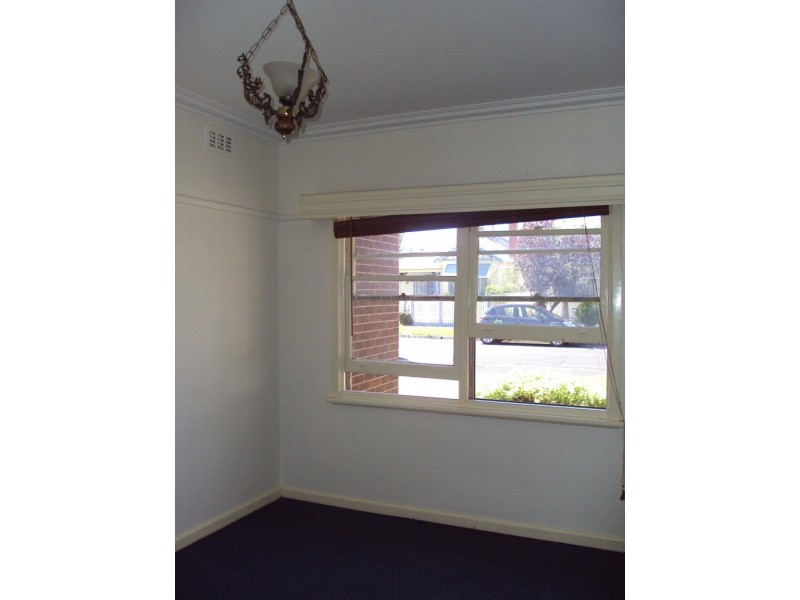 1/37 Mirls Street, Newport VIC 3015