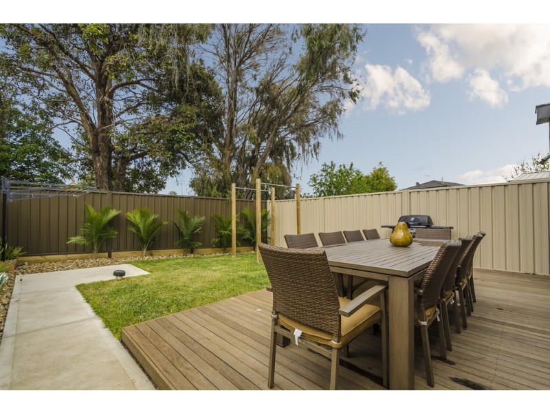 28 Seaview Crescent, Seaholme VIC 3018