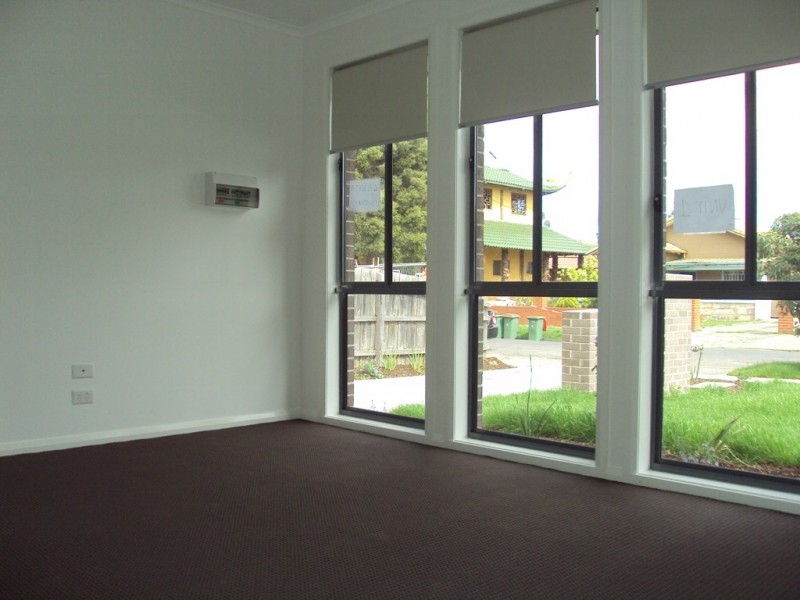 1/4 Alberta Street, West Footscray VIC 3012