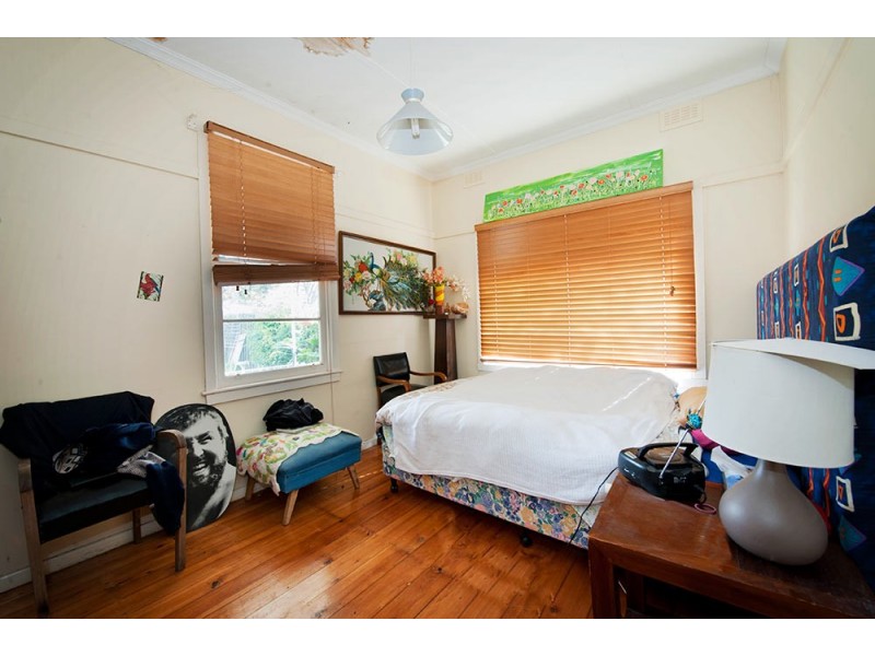 143 Blackshaws Road, Newport VIC 3015