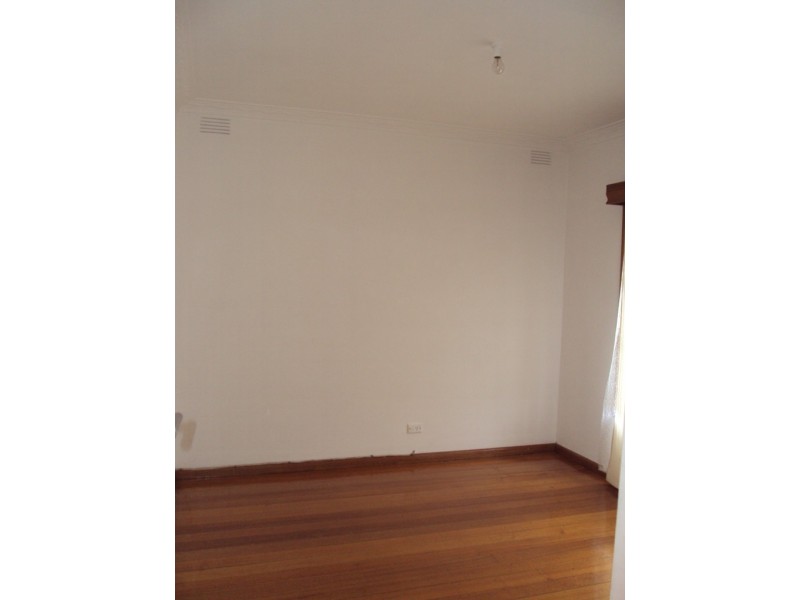 1 Sydenham Street, Seddon VIC 3011