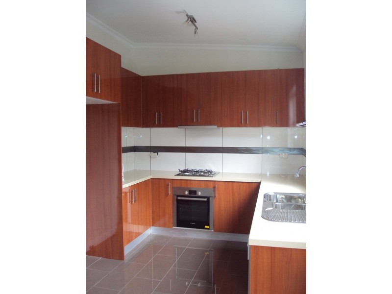 1/28 Clarendon Parade, West Footscray VIC 3012