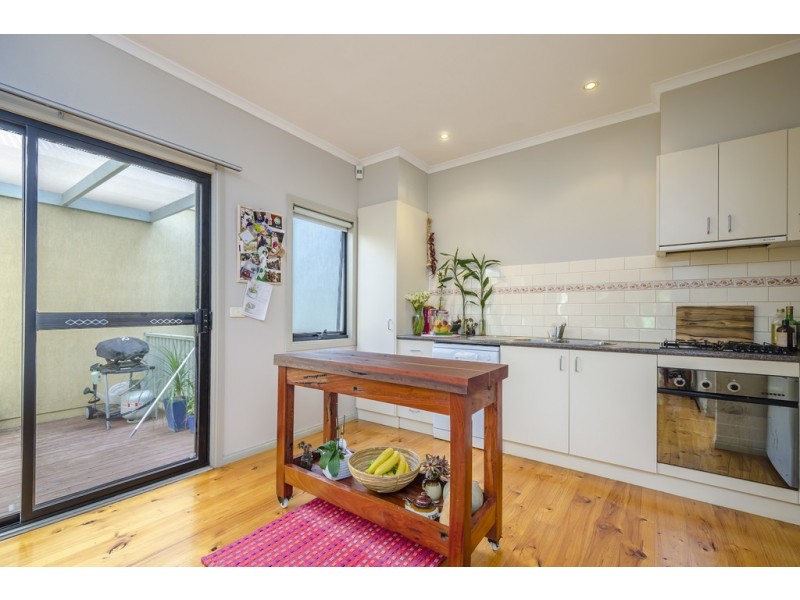 40 Woodruff Street, Kensington VIC 3031