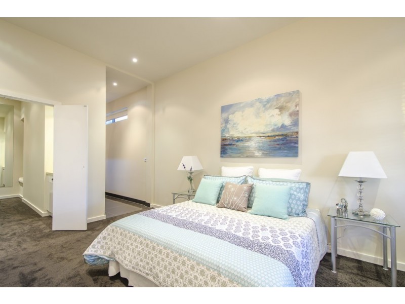 56 Mason Street, Newport VIC 3015