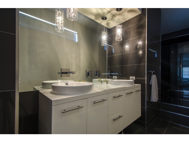 56 Mason Street, Newport VIC 3015