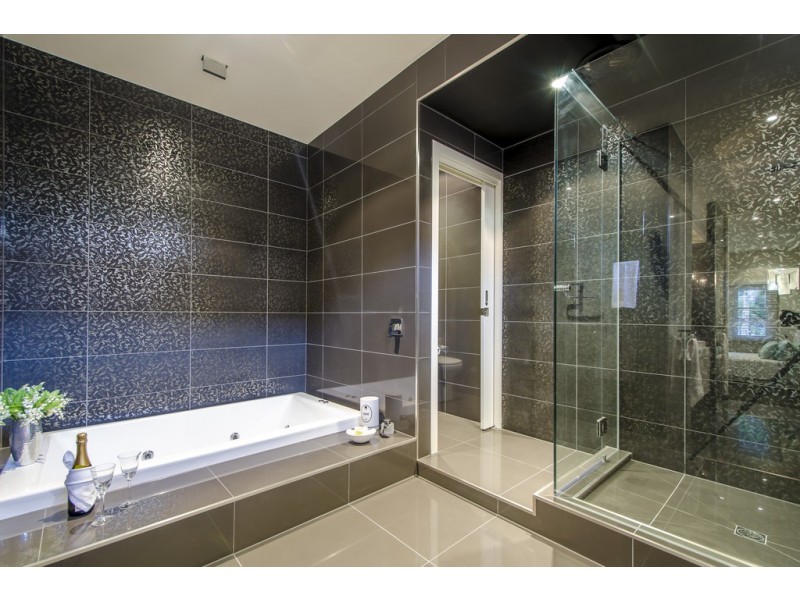 56 Mason Street, Newport VIC 3015