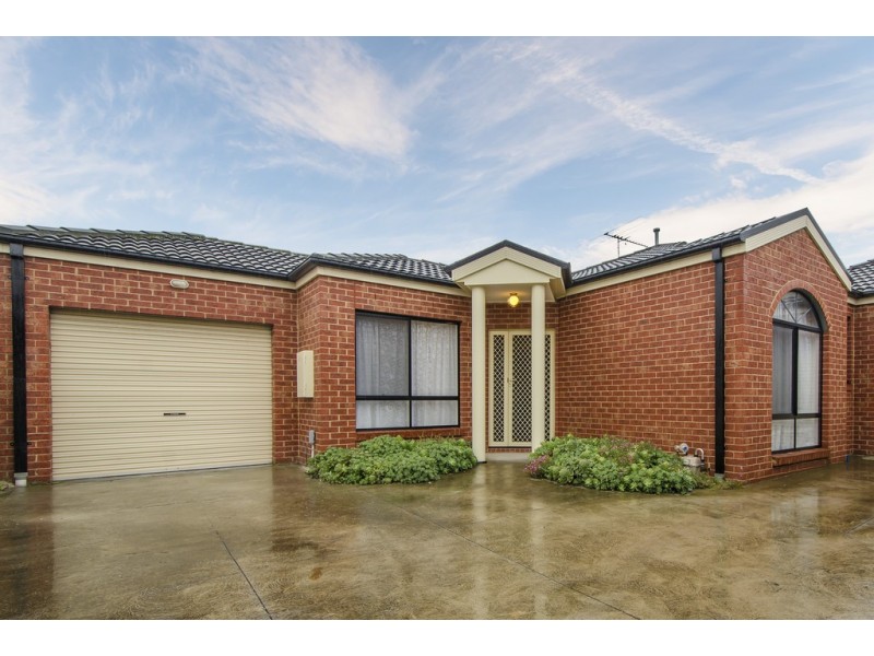 2/22 Benjamin Street, Sunshine VIC 3020