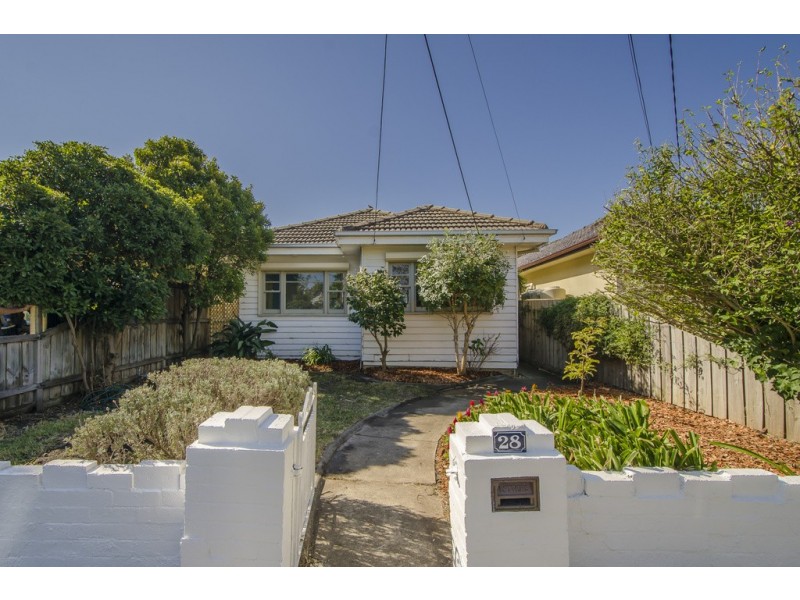 28 Madden Street, Maidstone VIC 3012