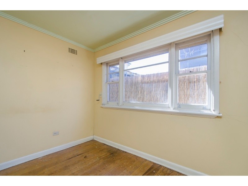 28 Madden Street, Maidstone VIC 3012