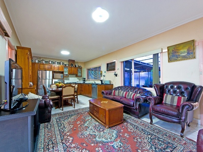 8 Percy Street, Newport VIC 3015