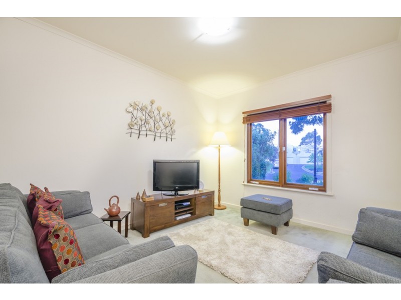 145 John Liston Drive, Newport VIC 3015