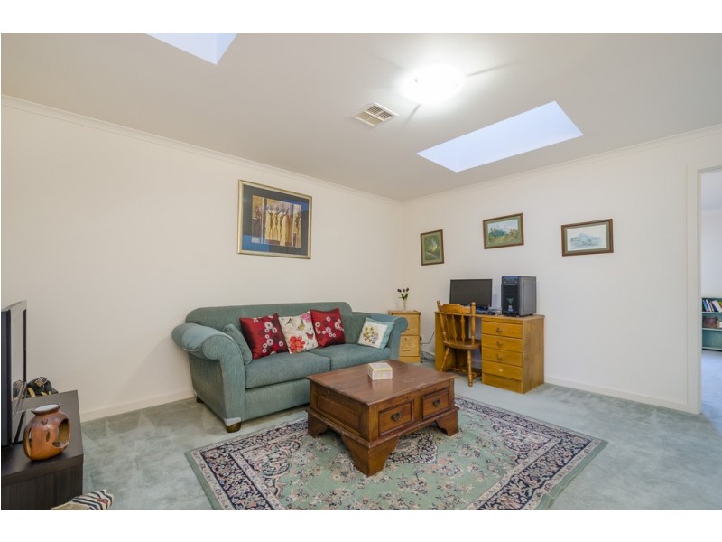 145 John Liston Drive, Newport VIC 3015